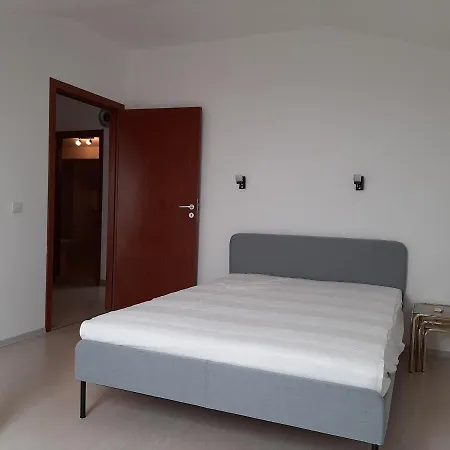 Daire Private In South Coast